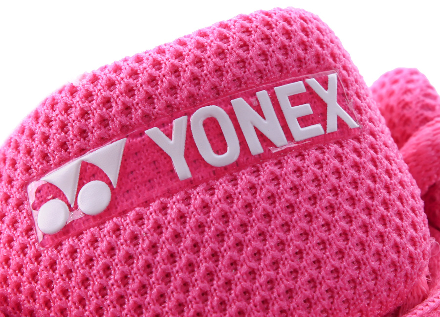 yonex aerus pink